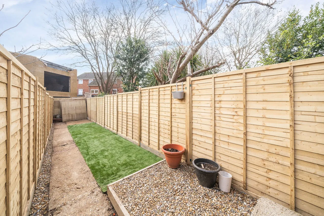 Albert Road, London, SE25, photo 8