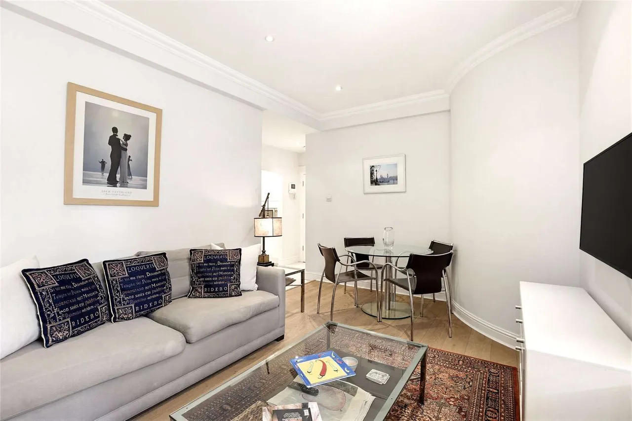 Great Peter Street, London, SW1P, photo 4