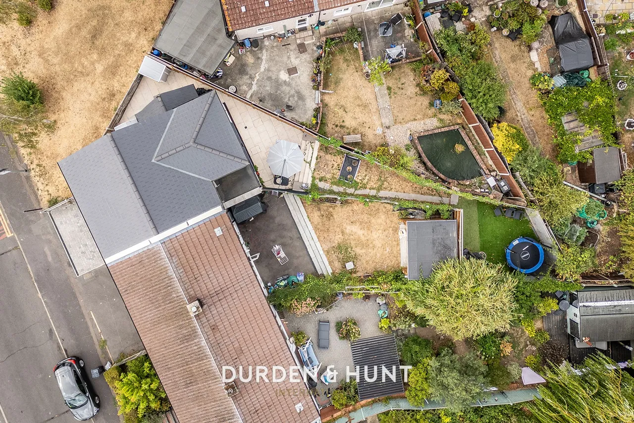Burrow Road, Chigwell, IG7, photo 25