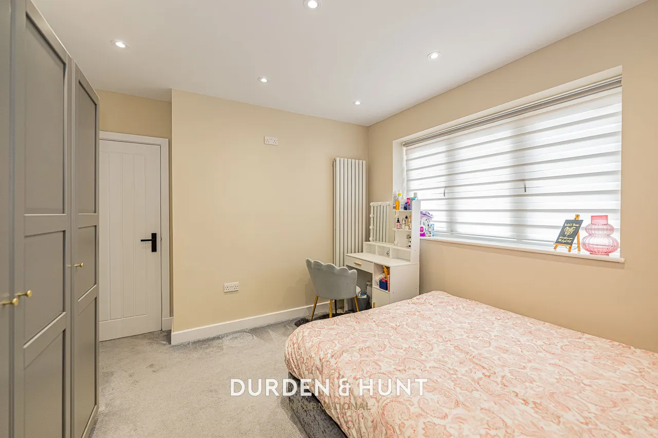 Burrow Road, Chigwell, IG7, photo 17