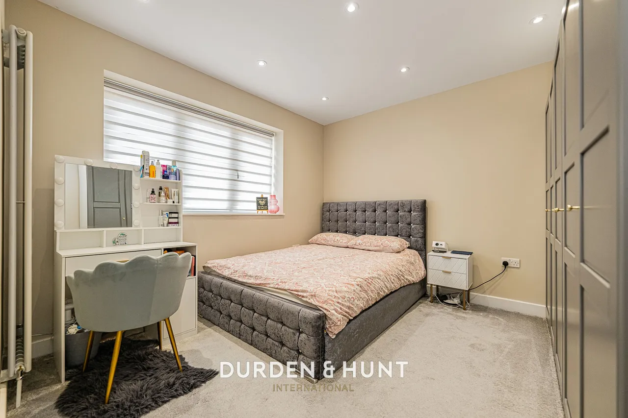 Burrow Road, Chigwell, IG7, photo 16