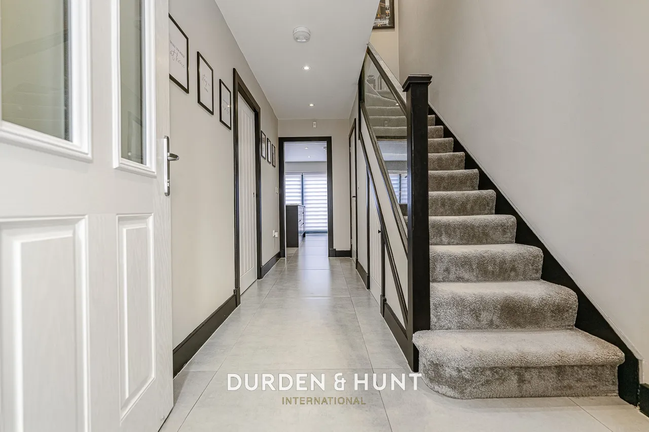 Burrow Road, Chigwell, IG7, photo 12
