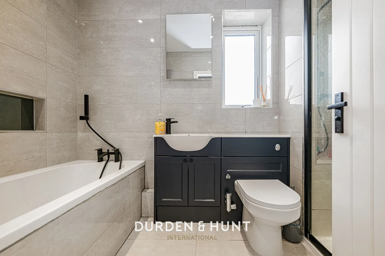 Burrow Road, Chigwell, IG7, photo 20