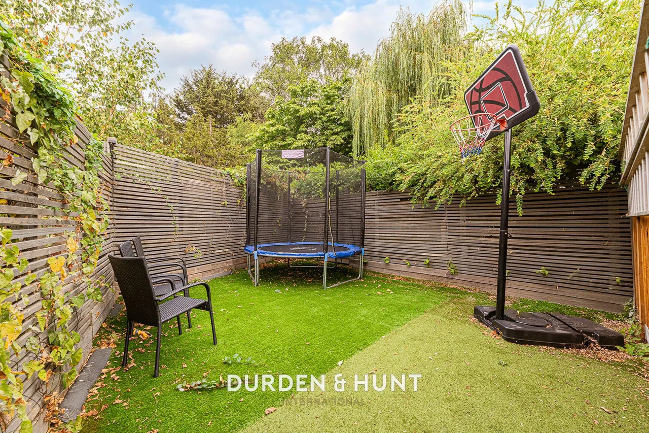 Burrow Road, Chigwell, IG7, photo 24