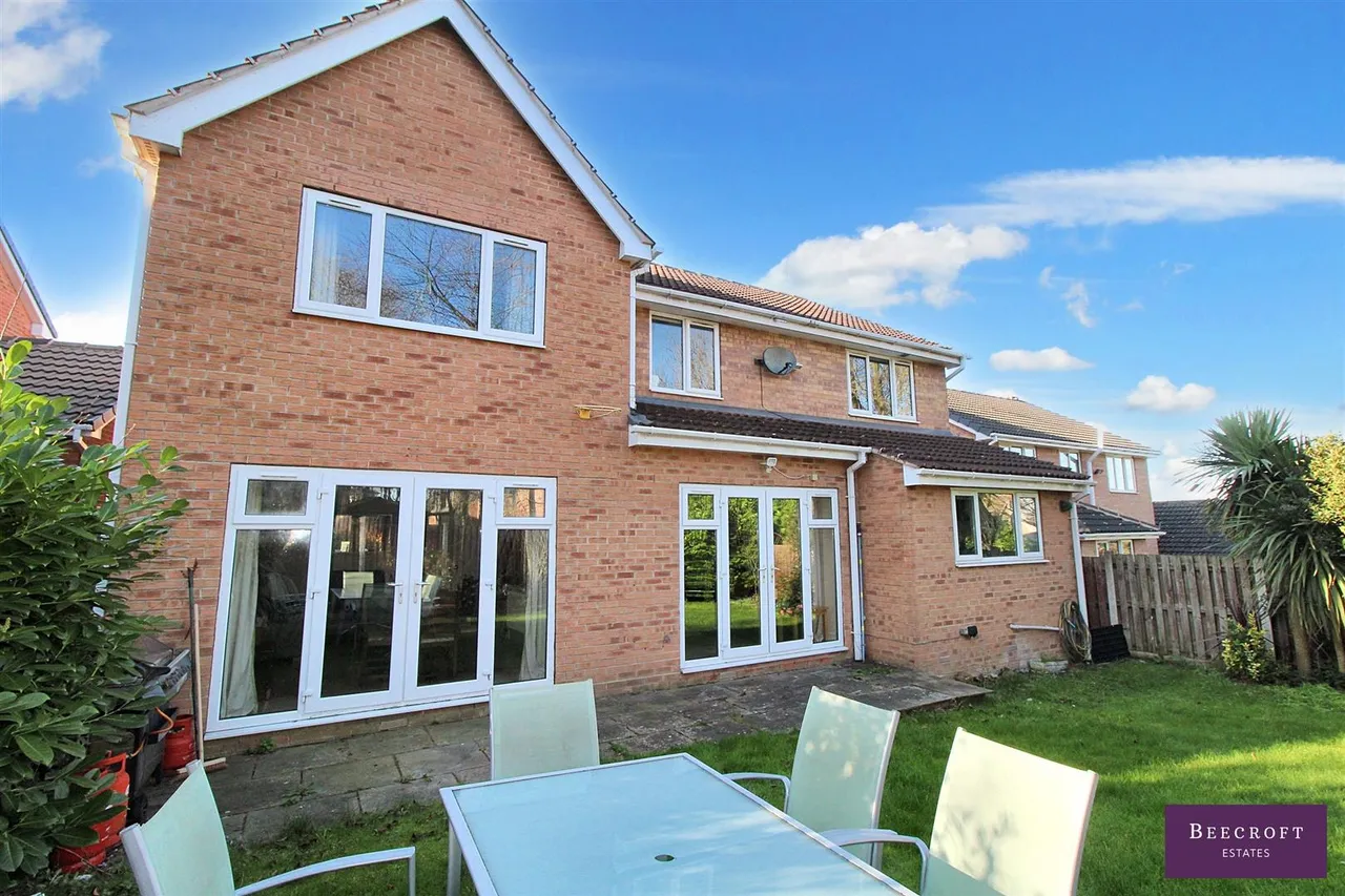Poplar Road, Wombwell, photo 25