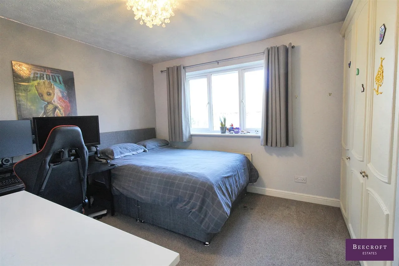 Poplar Road, Wombwell, photo 21