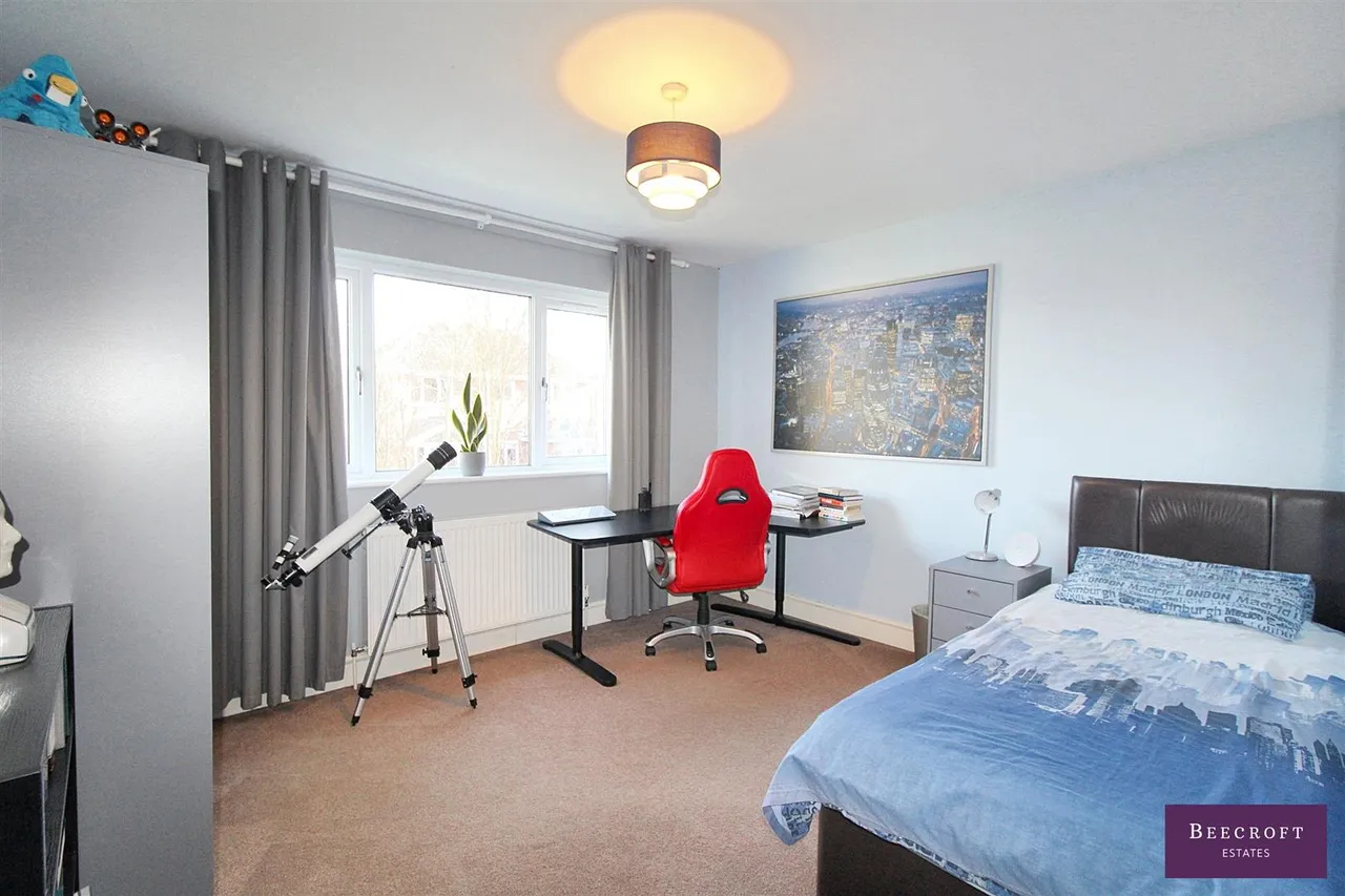 Poplar Road, Wombwell, photo 16