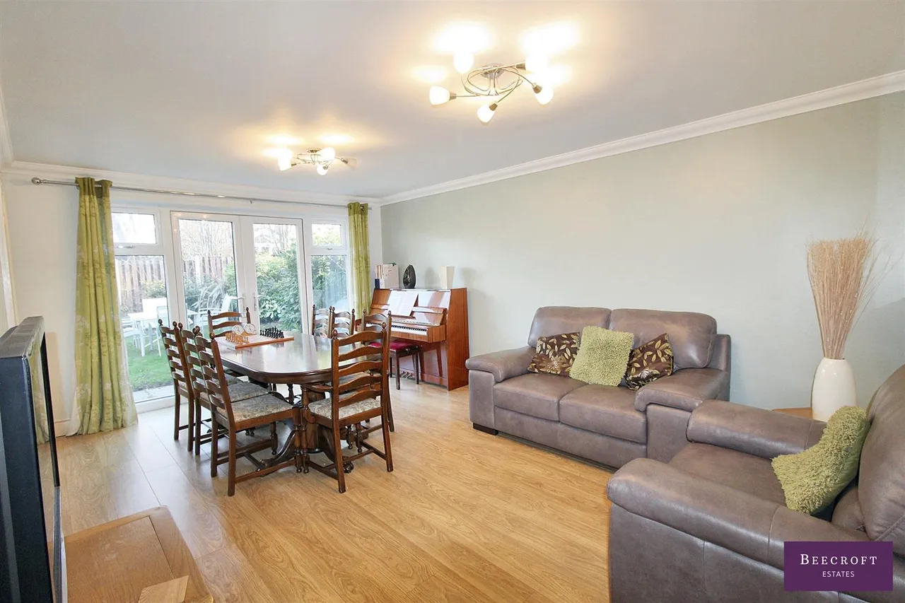 Poplar Road, Wombwell, photo 8
