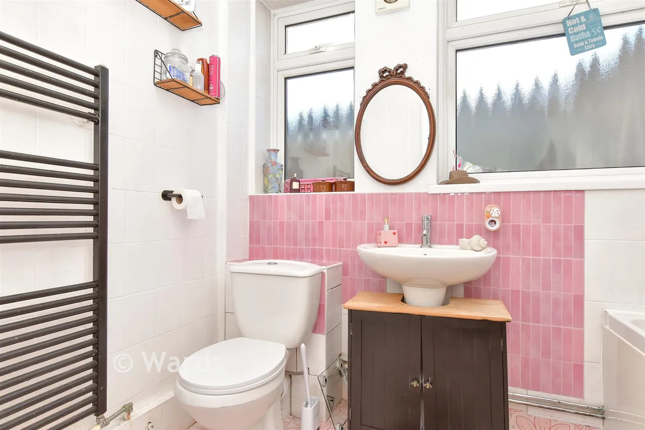 Neal Road, West Kingsdown, TN15, photo 8