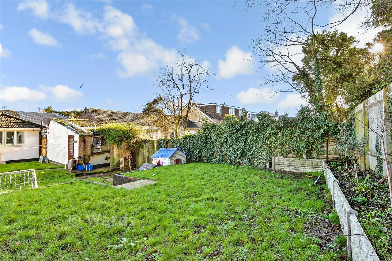 Neal Road, West Kingsdown, TN15, photo 13