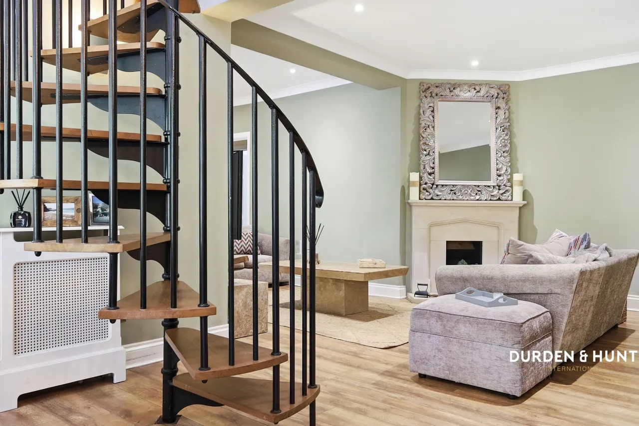 Central Close, Hadleigh, SS7, photo 16