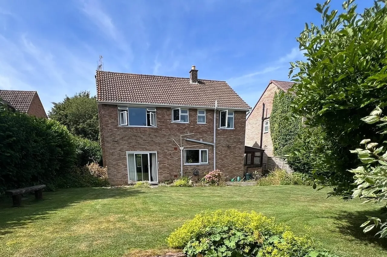 Twyver Close, Upton St. Leonards, Glo..., photo 2
