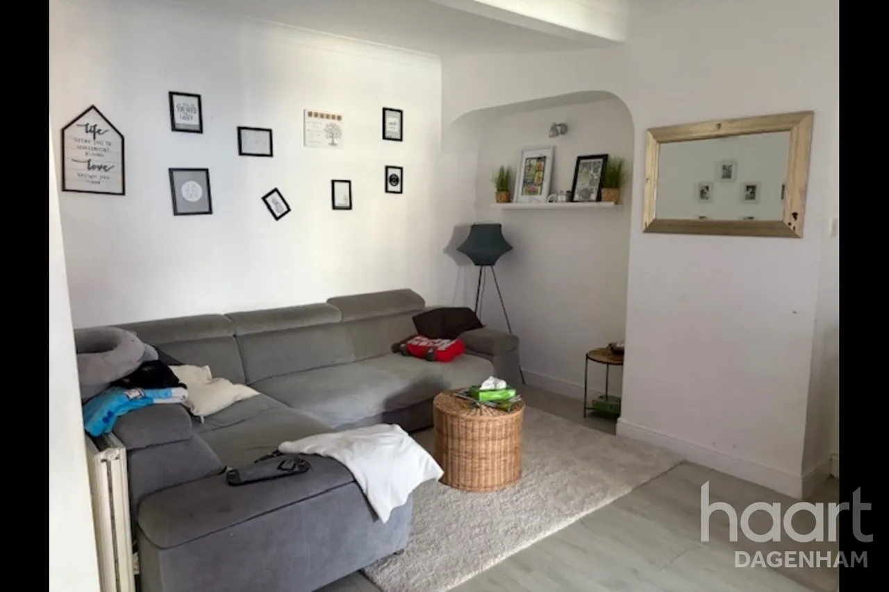 Waldegrave Road, RM8, photo 8