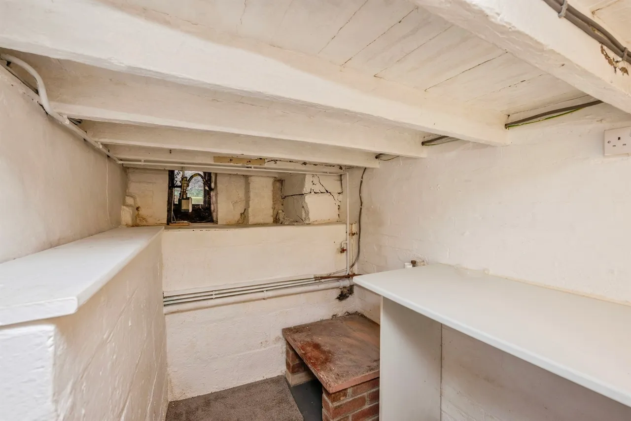 High Street, Coltishall, NR12, photo 7