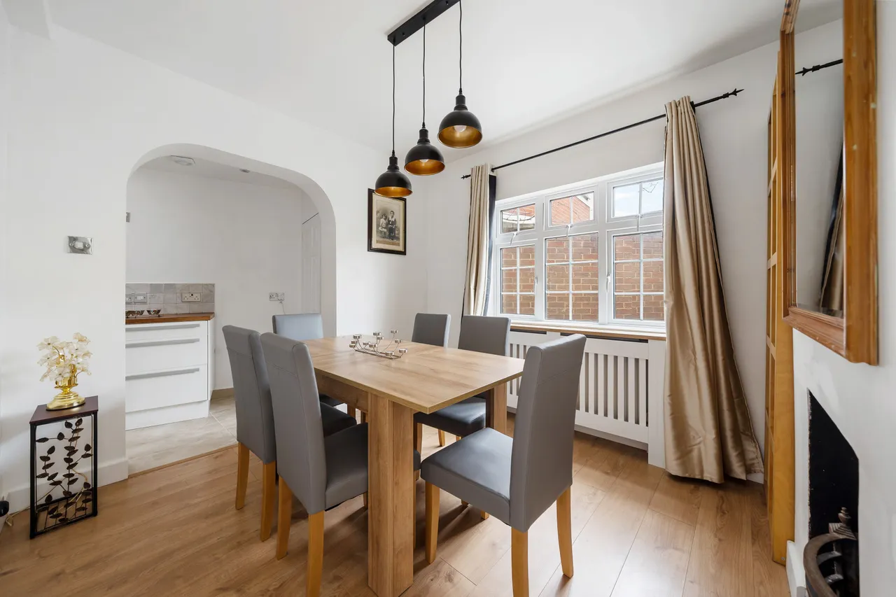 73 Agincourt Road, London, photo 5