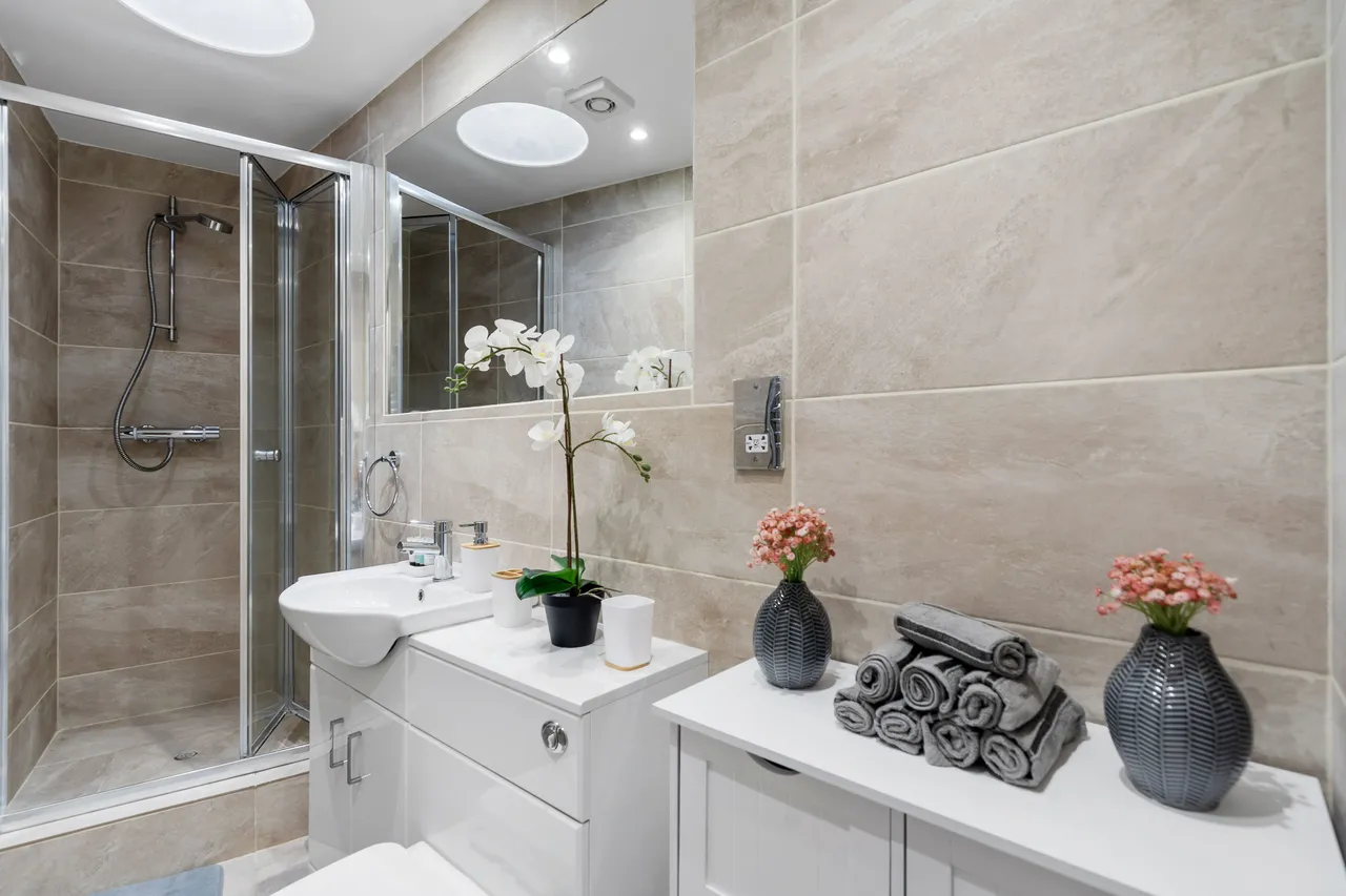 73 Agincourt Road, London, photo 8