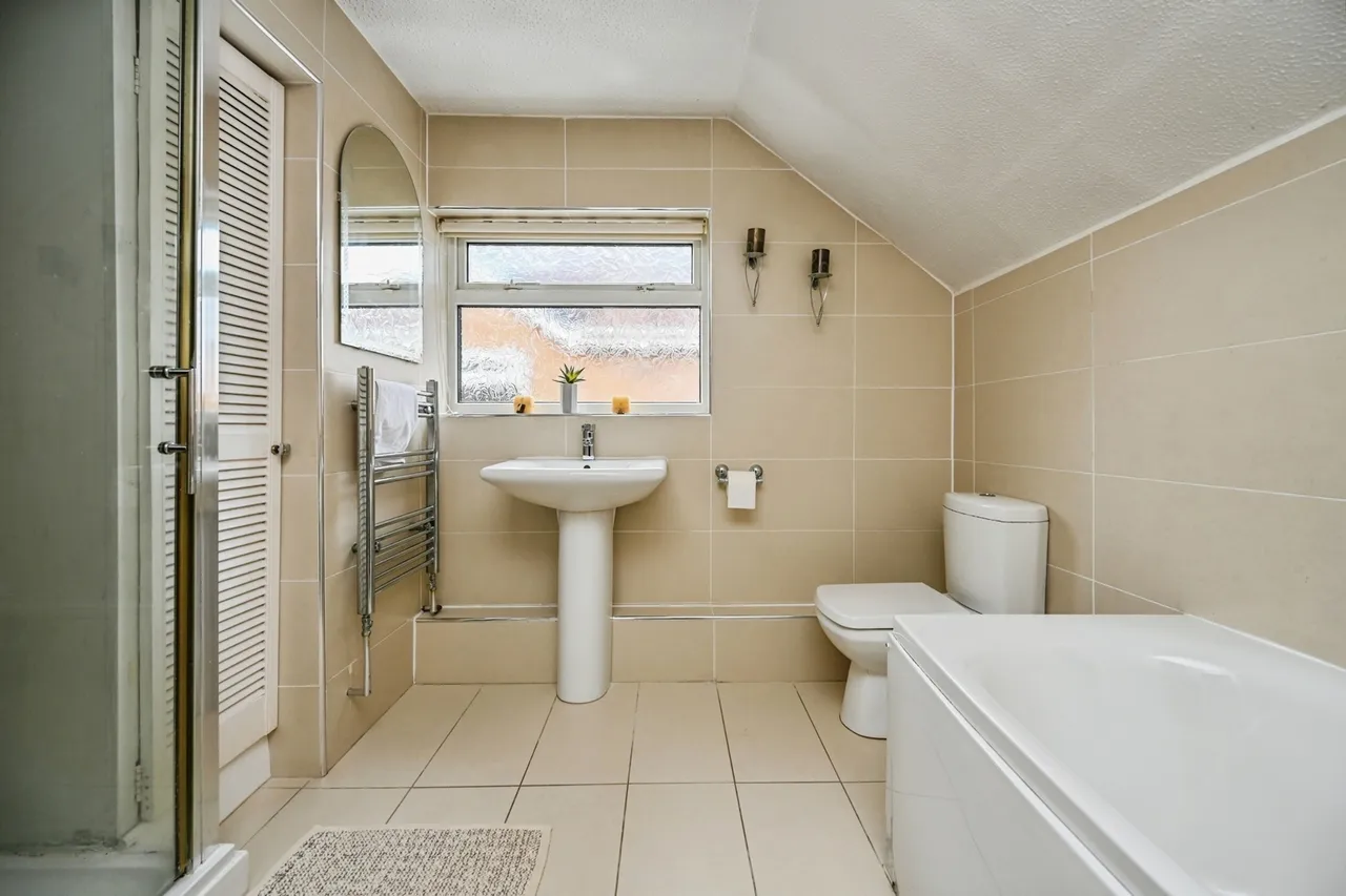 South Meade, Liverpool, L31, photo 16