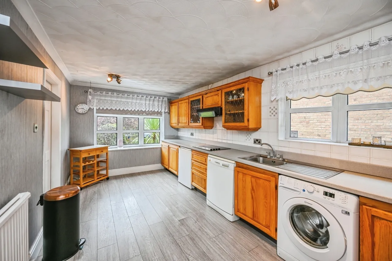 South Meade, Liverpool, L31, photo 7