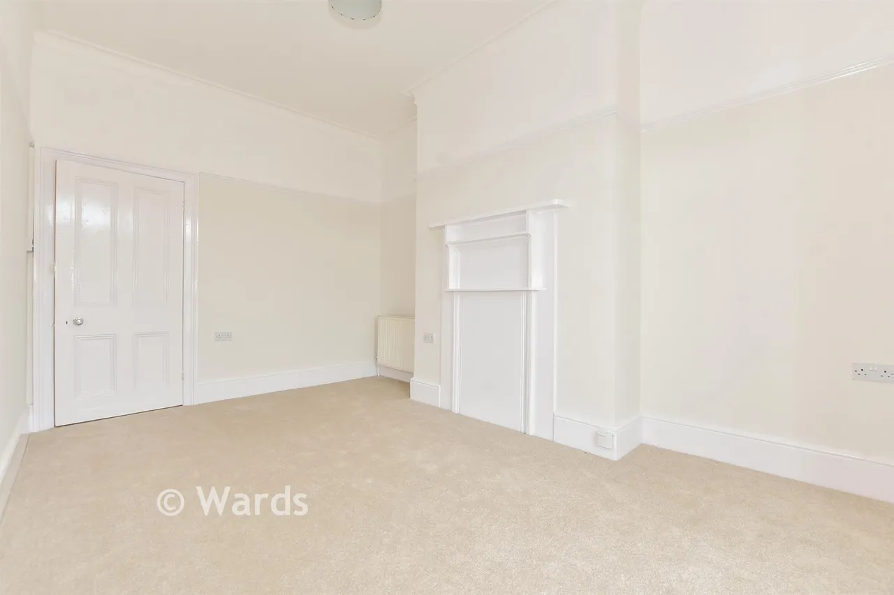 Pleydell Gardens, Folkestone, CT20, photo 5