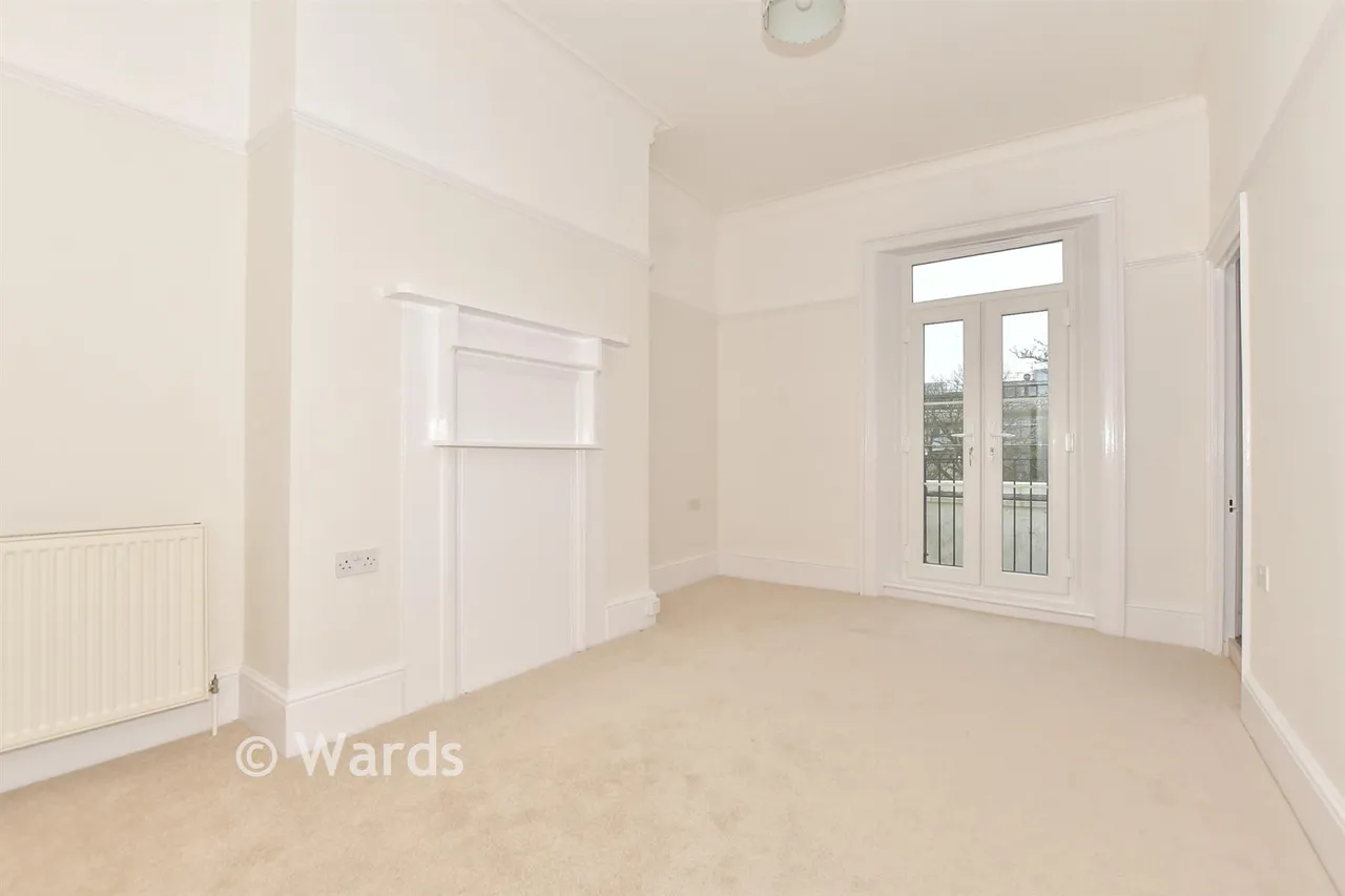 Pleydell Gardens, Folkestone, CT20, photo 2
