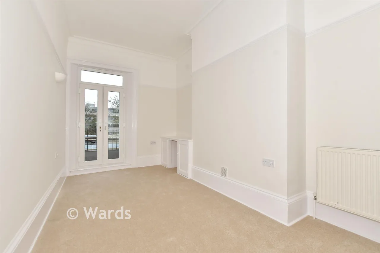 Pleydell Gardens, Folkestone, CT20, photo 7