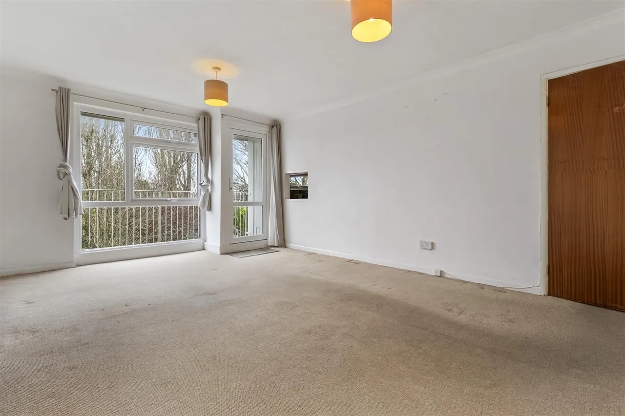 Dorchester Gardens, Worthing, photo 3