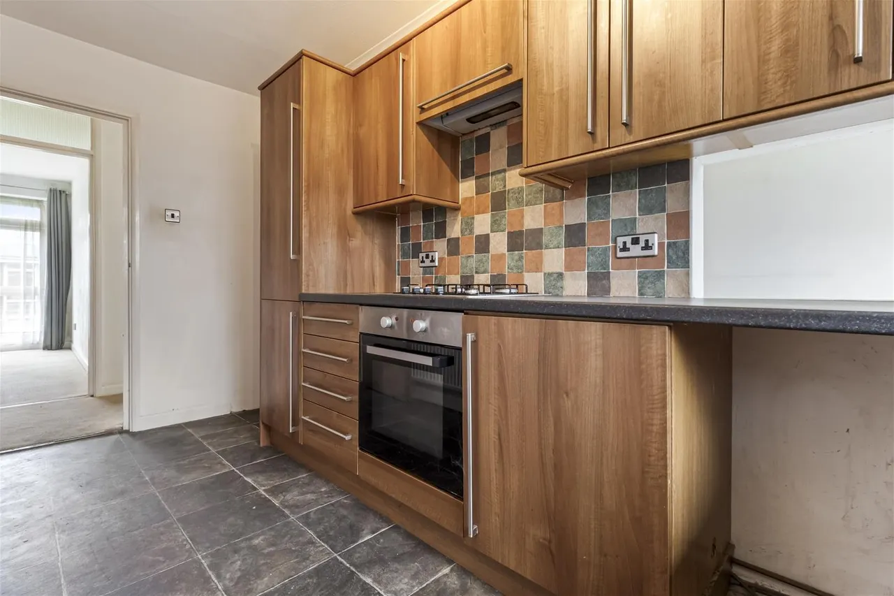 Dorchester Gardens, Worthing, photo 9