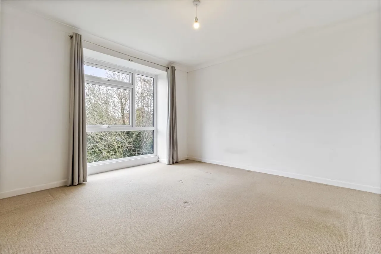 Dorchester Gardens, Worthing, photo 4