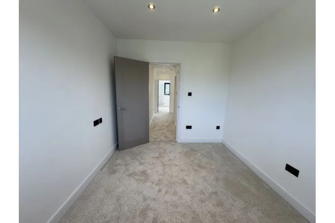 Lancing Road, Orpington, BR6, photo 40