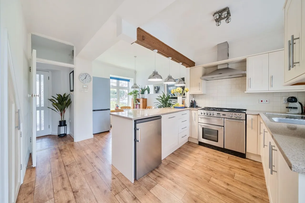 Abbotsham Road, Bideford, EX39, photo 2
