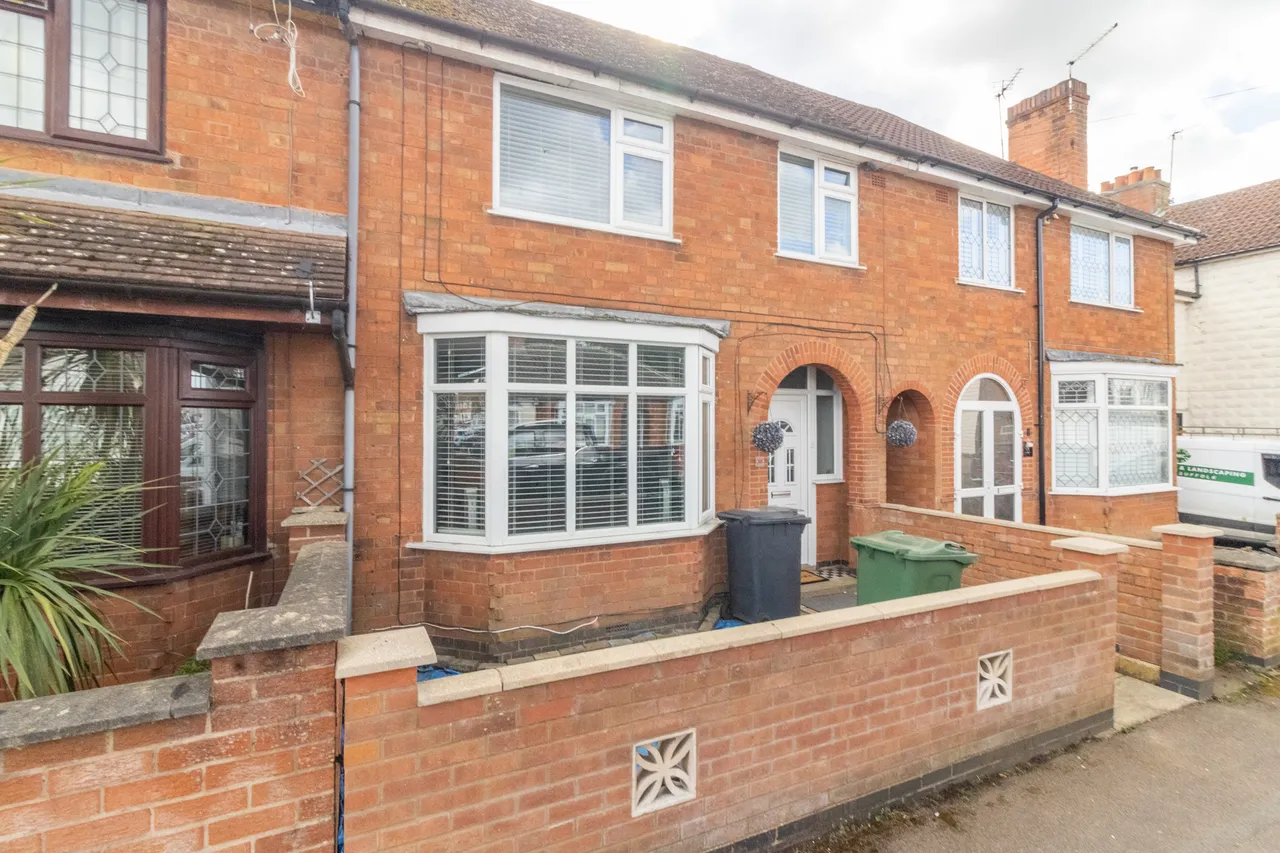 2 bed flat for sale — Central Avenue, Syston, Leicester, Leicester, LE7 2EE