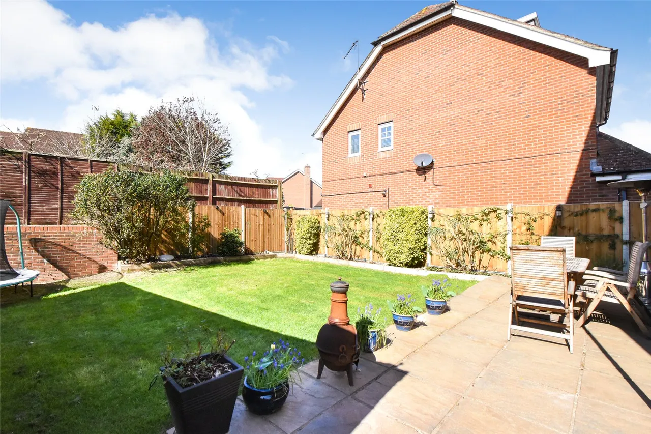 Athoke Croft, Hook, Hampshire, RG27 9UE, photo 6