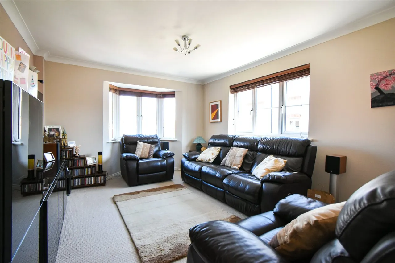 Athoke Croft, Hook, Hampshire, RG27 9UE, photo 4