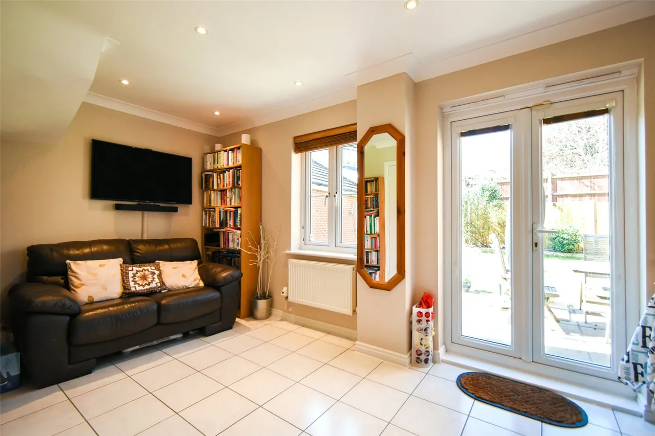 Athoke Croft, Hook, Hampshire, RG27 9UE, photo 11