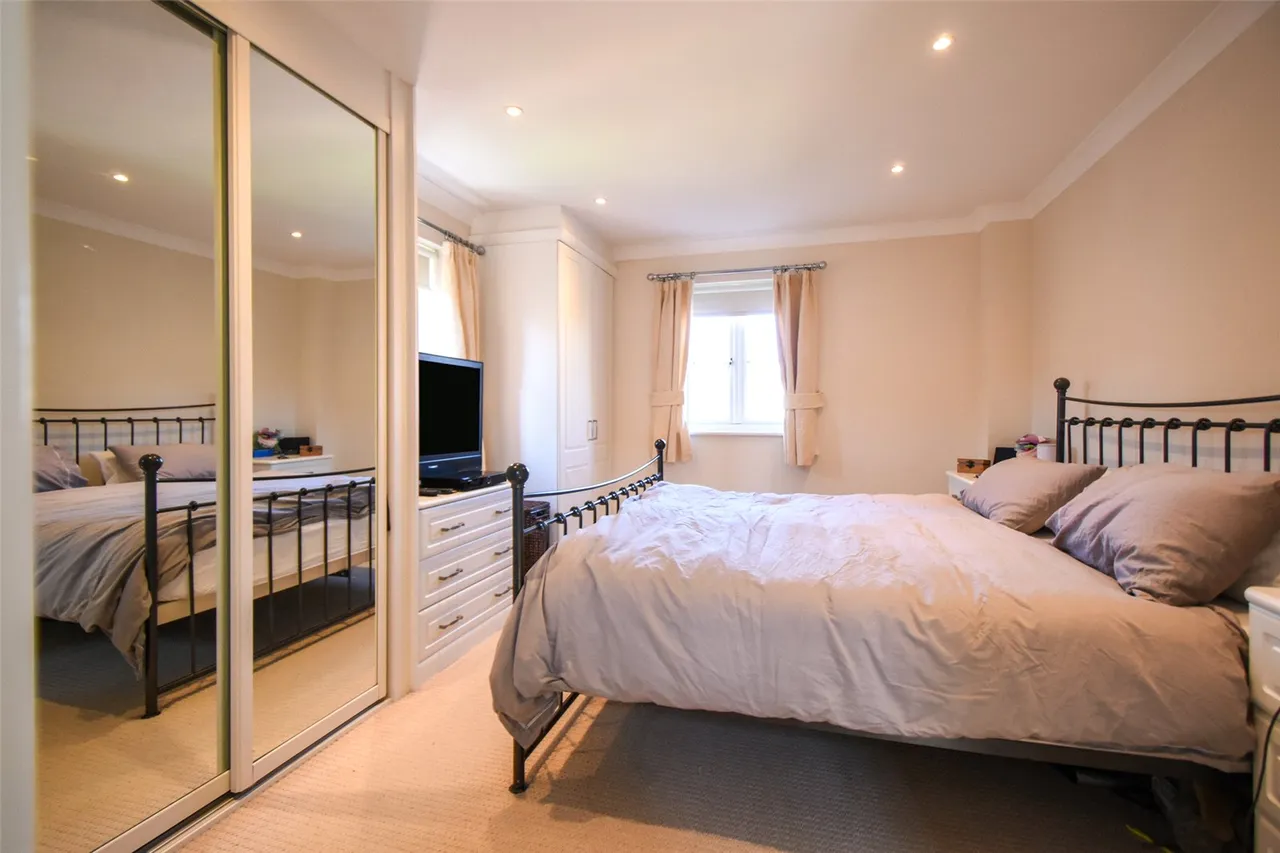 Athoke Croft, Hook, Hampshire, RG27 9UE, photo 8