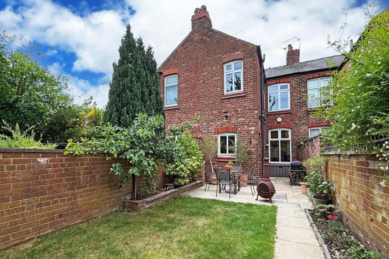 Grosvenor Road, Altrincham, Cheshire WA14 1LE, photo 6