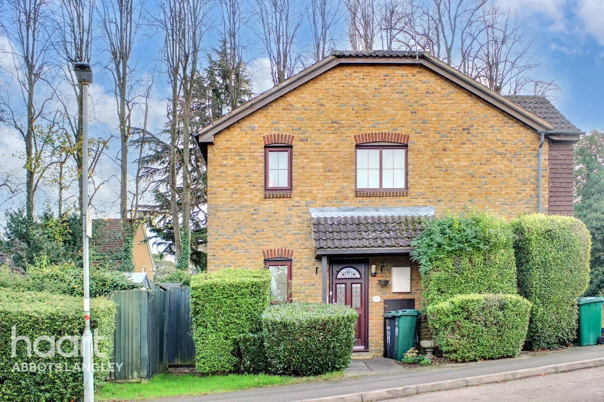 1 bed flat for sale, Tylersfield, Abbots Langley, WD5