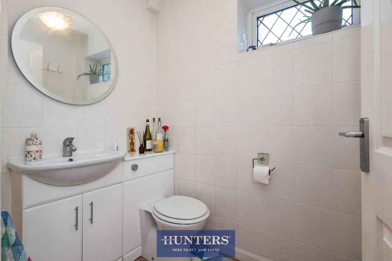 Ashes Lane, Stalybridge, SK15, photo 15