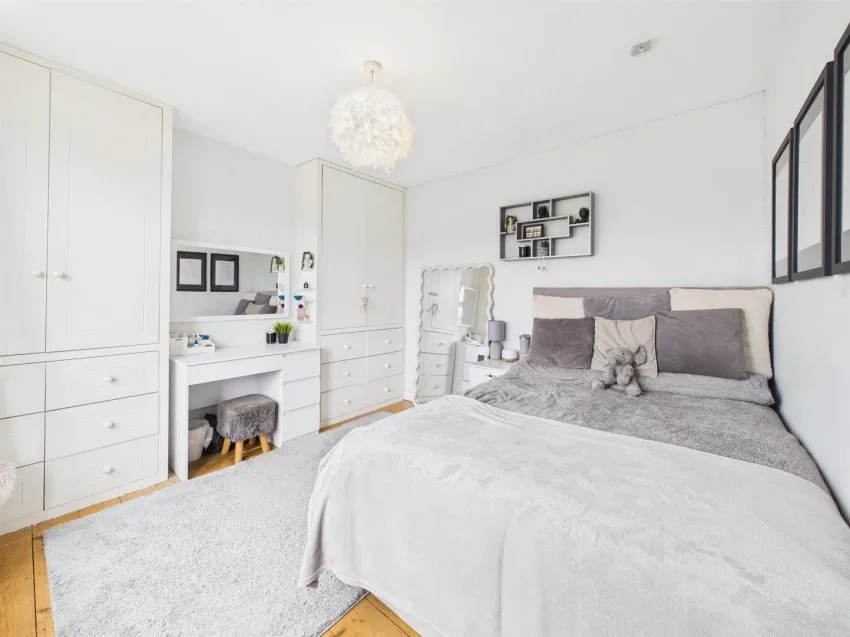 Old Cheltenham Road, Longlevens, photo 15
