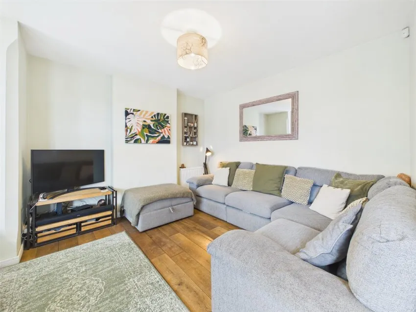 Old Cheltenham Road, Longlevens, photo 5