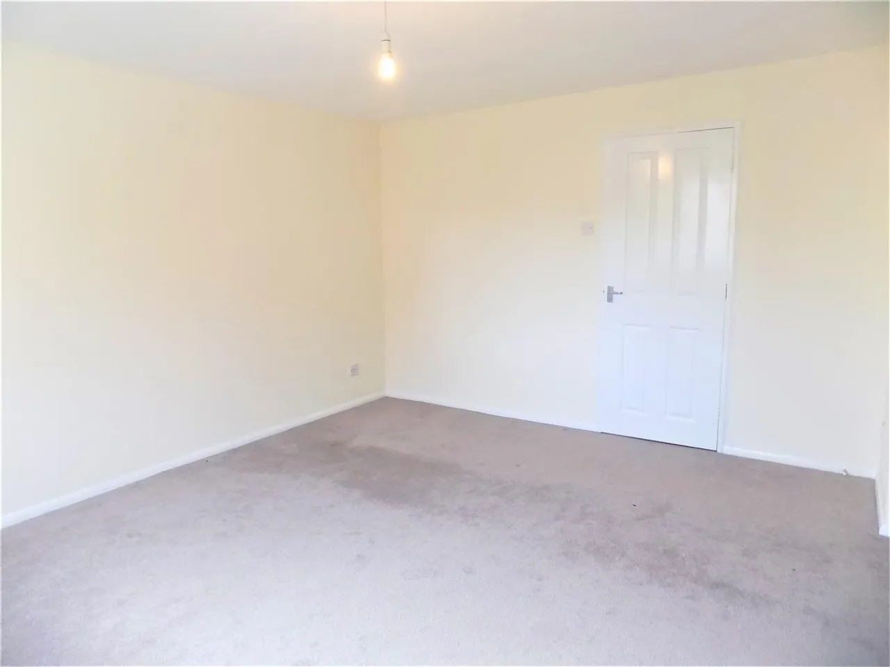 Ascot Court, Aldershot, GU11, photo 7