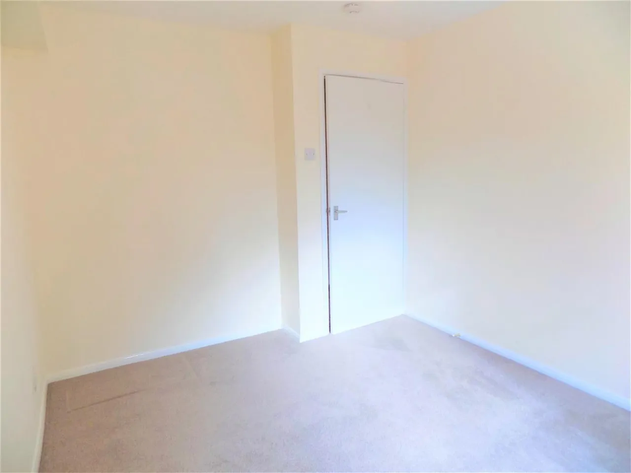Ascot Court, Aldershot, GU11, photo 10
