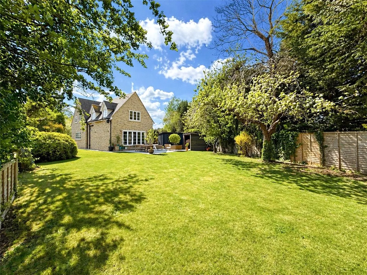 Cambridge Road, Oakington, CB24, photo 4
