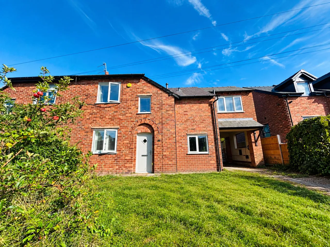 4 bed house for sale, Manor Road, Lymm