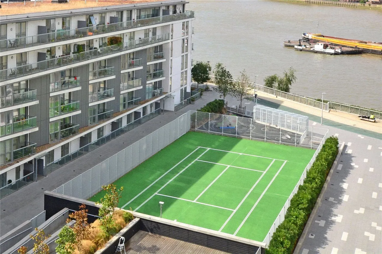 River Gardens Walk, Greenwich, SE10, photo 13