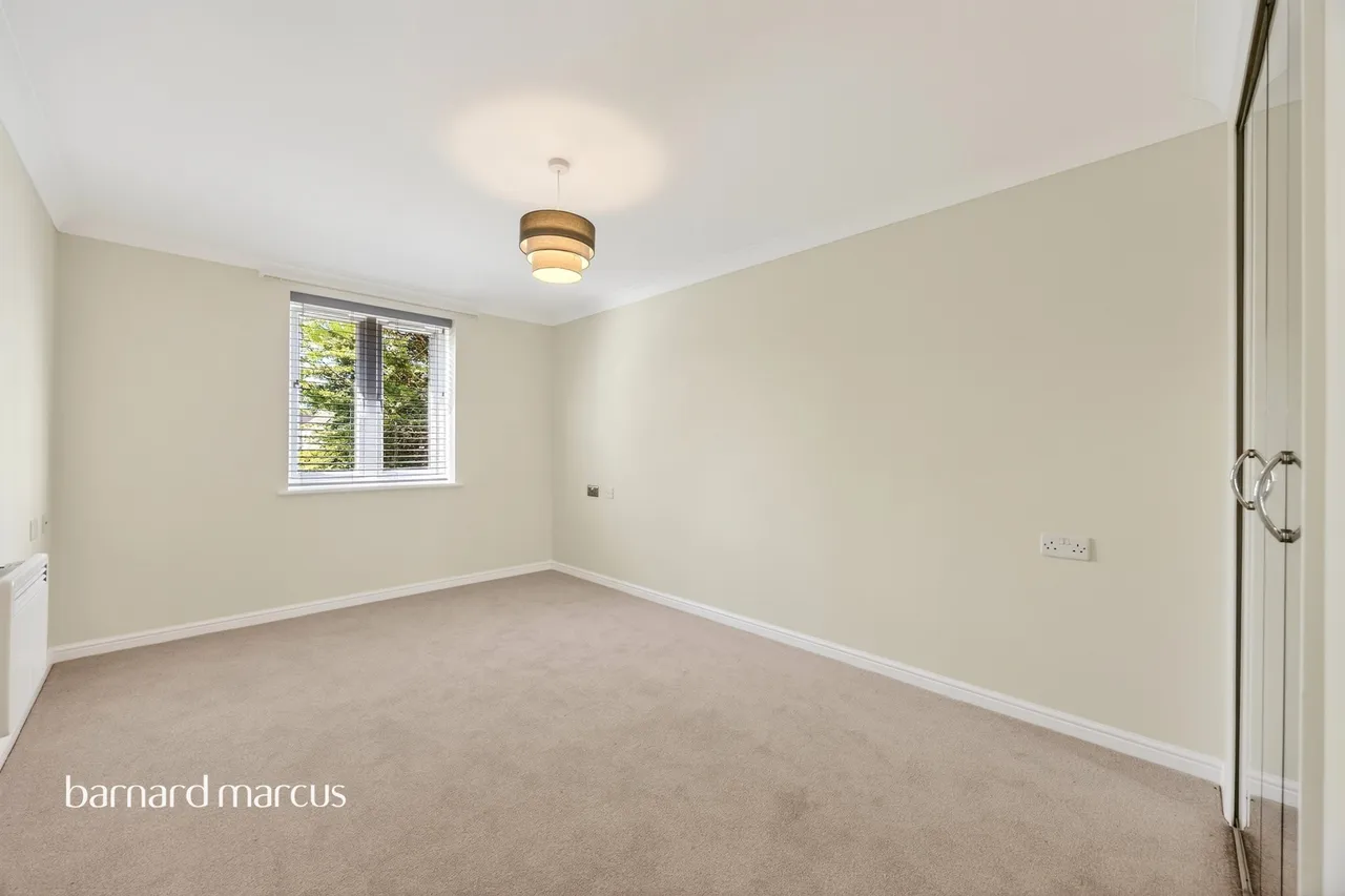 Limpsfield Road, Warlingham, CR6, photo 8