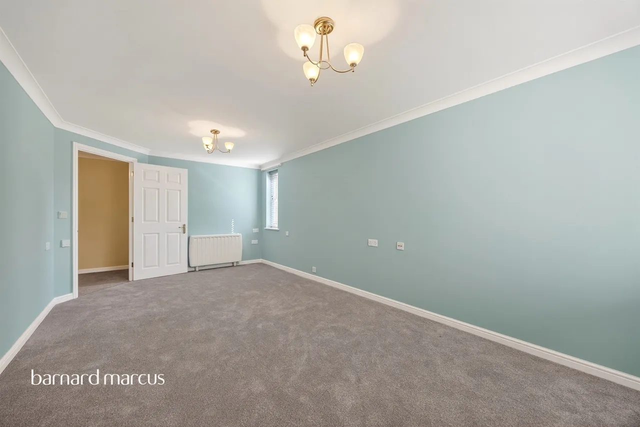 Limpsfield Road, Warlingham, CR6, photo 2