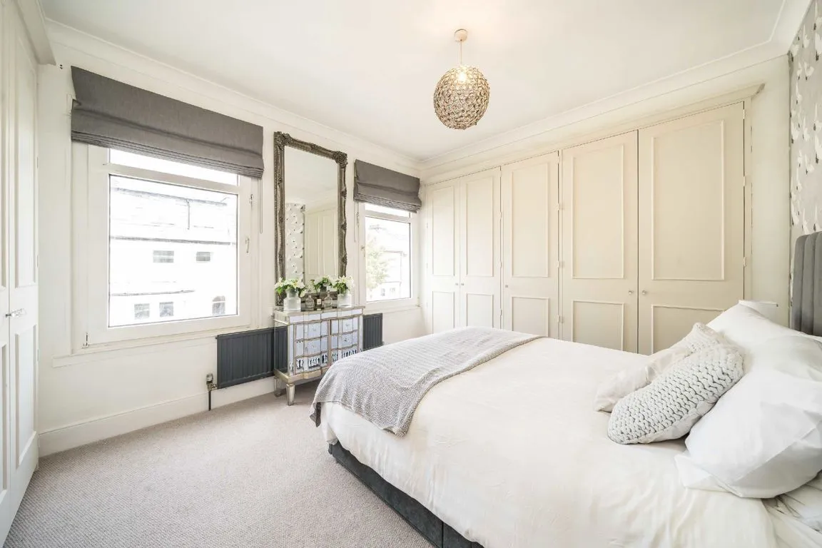 Franche Court Road, SW17, photo 7