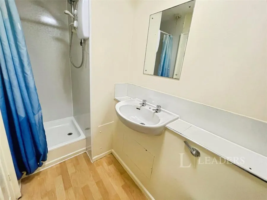 Henley Drive, Droitwich, WR9, photo 10