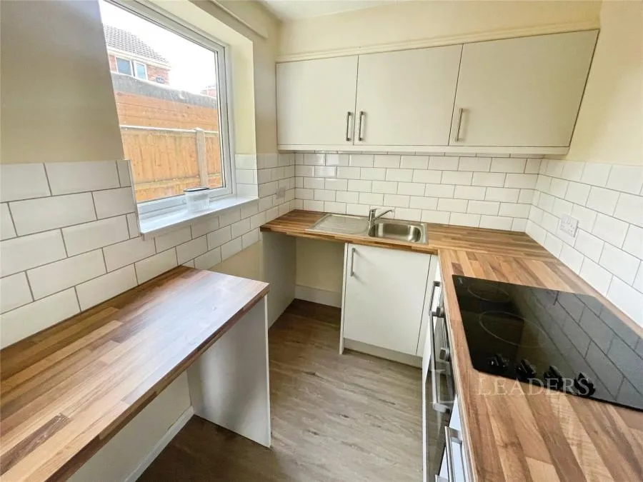 Henley Drive, Droitwich, WR9, photo 2